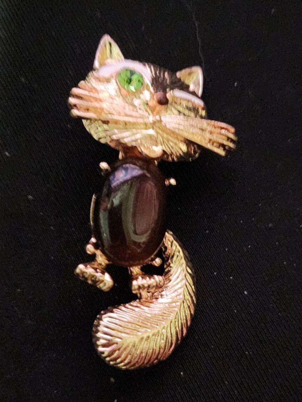 Cat Brooch Gold & Black